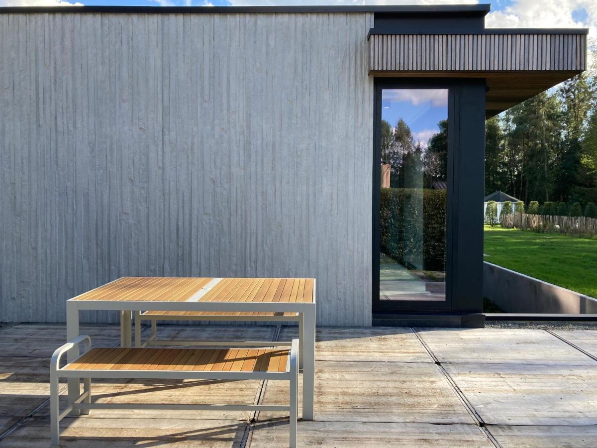 Shelter Villa Zutendaal Bagian luar foto